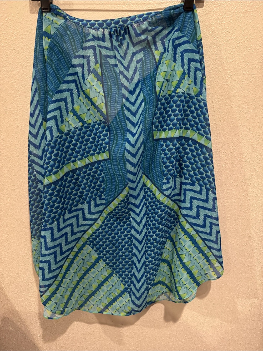 Hale Bob EUC Blue and Lime V-Neck Patterned Tunic - Picture 6 of 6